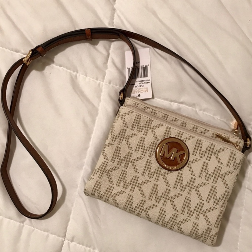 BRAND NEW MICHAEL KORS CROSSBODY BAG